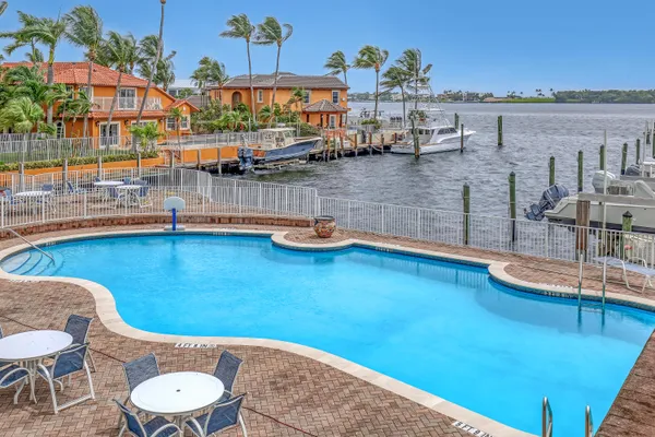 $5,100 | 149 Harbors Way, Boynton Beach, FL 33435