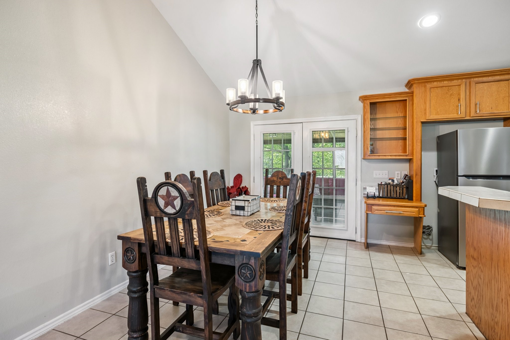 148 Crest Lane Onalaska, TX 77360 - Photo 17 of 38 Ample sized dining area for your large table.