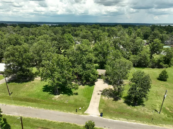 $275,000 | 148 Crest Lane, Onalaska, TX 77360