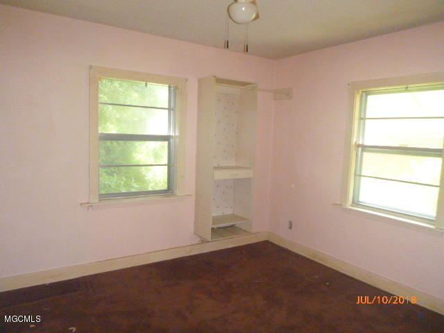 2541 Wilson Road Biloxi, MS 39531 - Photo 12 of 16 36