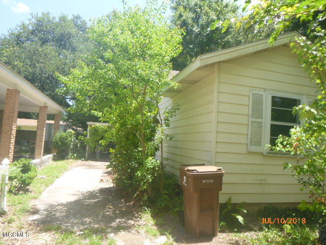 2541 Wilson Road Biloxi, MS 39531 - Photo 14 of 16 6