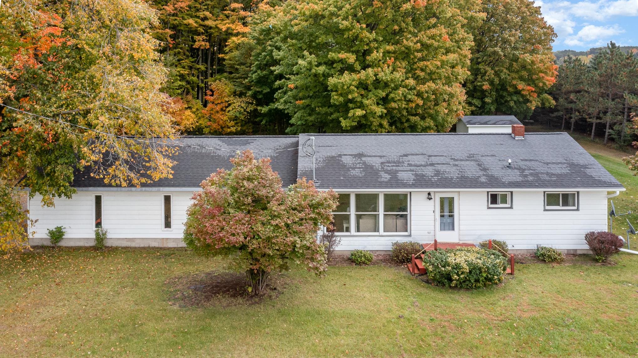 9297 South Winn Road Shepherd, MI 48883 - Photo 19 of 22