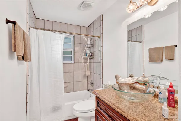 $260,000 | 5131 Oakleaf Drive, Pace, FL 32571