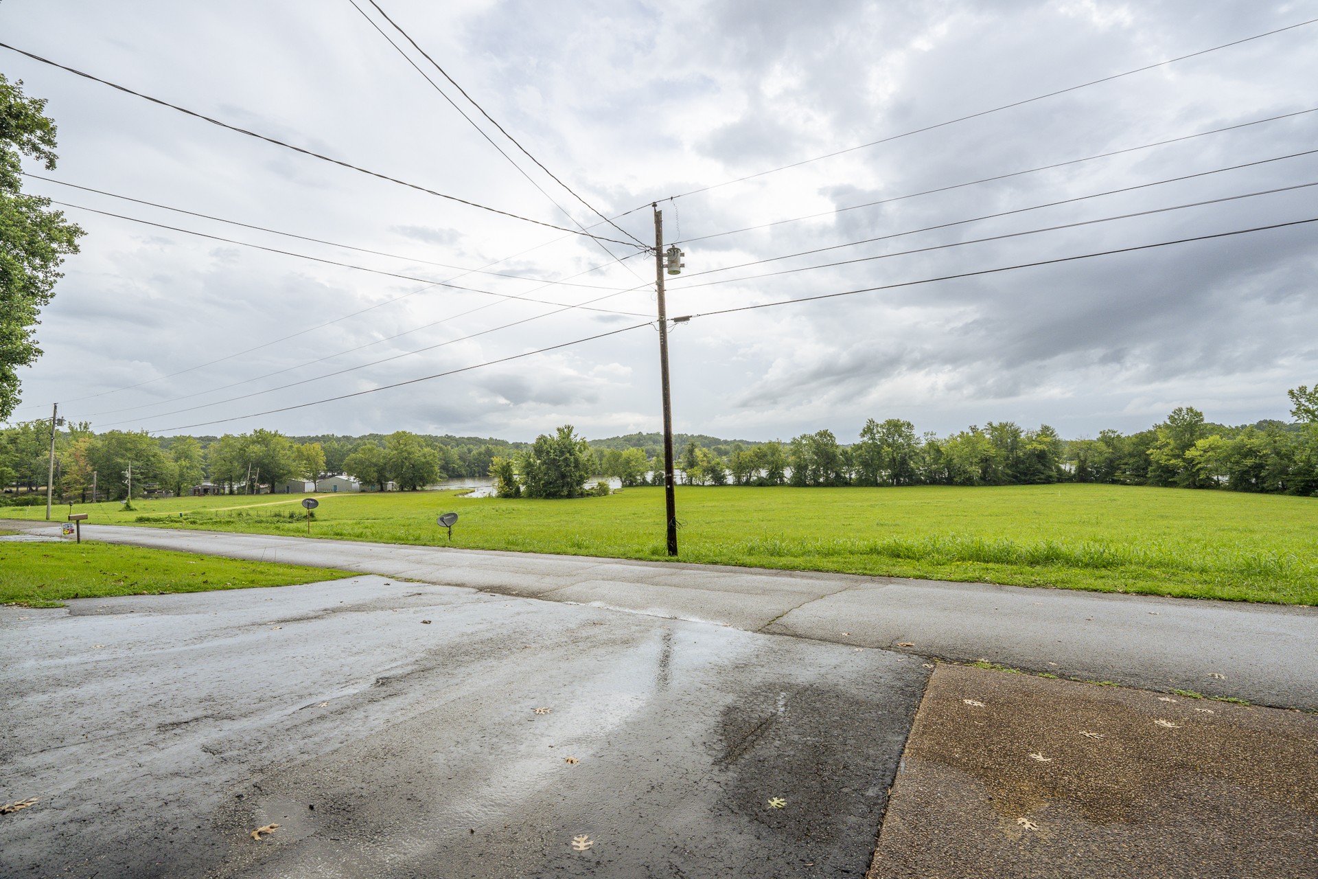 982 Lost Creek Boat Dock Road Decaturville, TN 38329 - Photo 21 of 69 Gallery Image 21