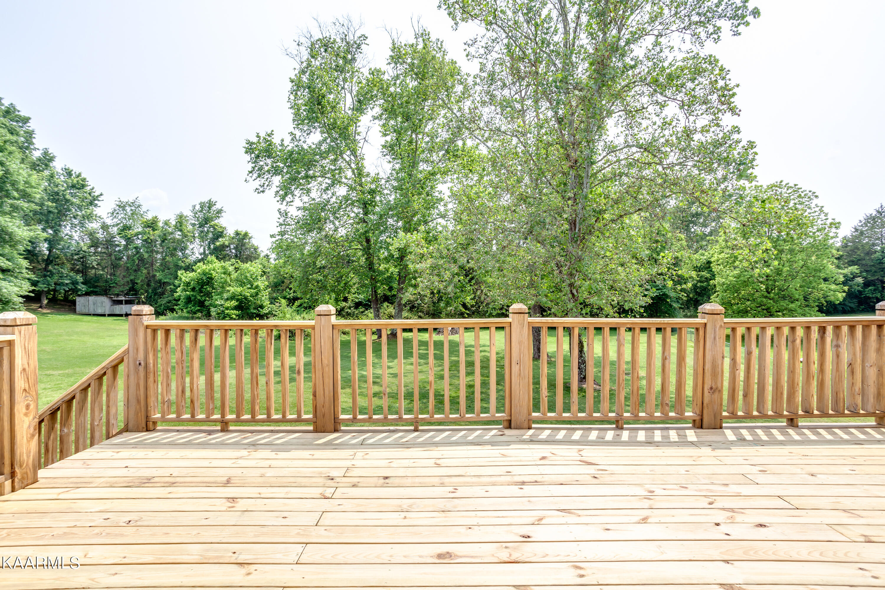 6125 McGinnis Road Corryton, TN 37721 - Photo 24 of 31 014230525-3-6125McGinnisRdCorrytonTn-SMA
