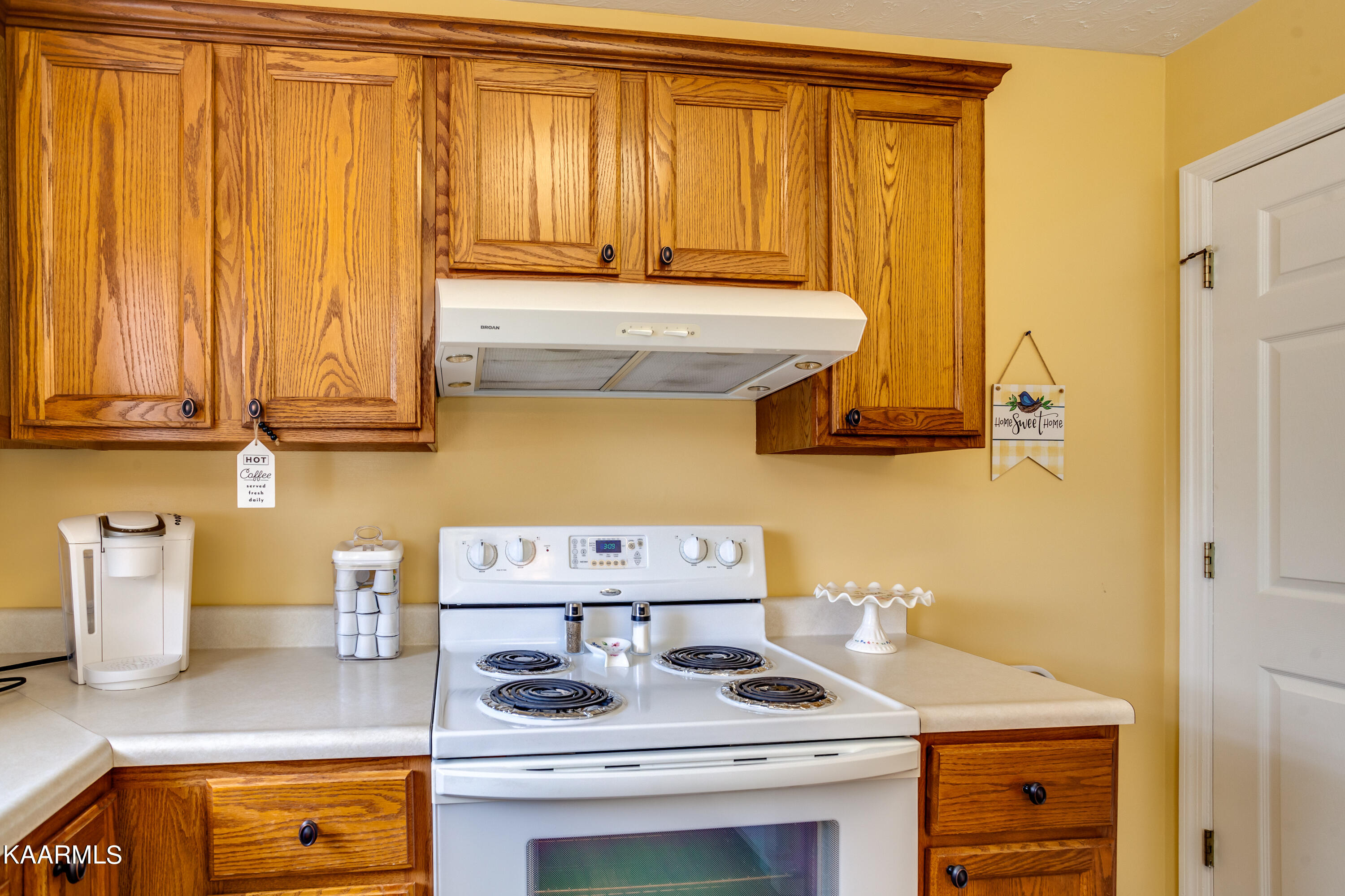 6125 McGinnis Road Corryton, TN 37721 - Photo 8 of 31 011230525-3-6125McGinnisRdCorrytonTn-SMA