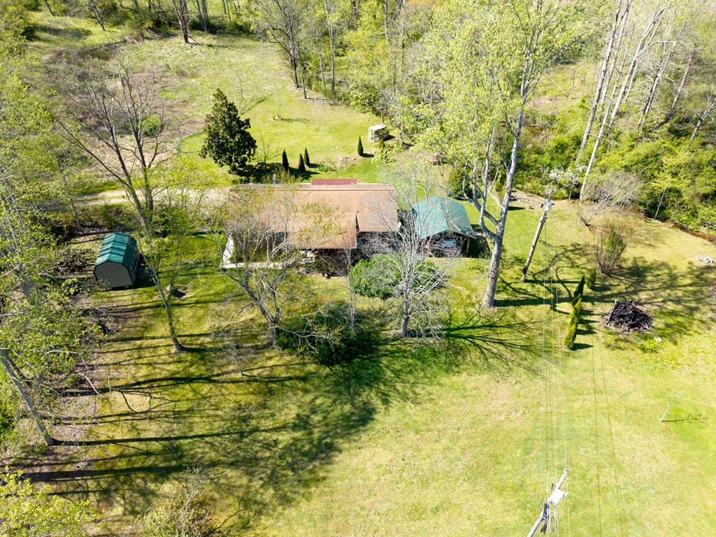 496 Jackie Cove Road Hayesville, NC 28904 - Photo 29 of 41 a view of a garden