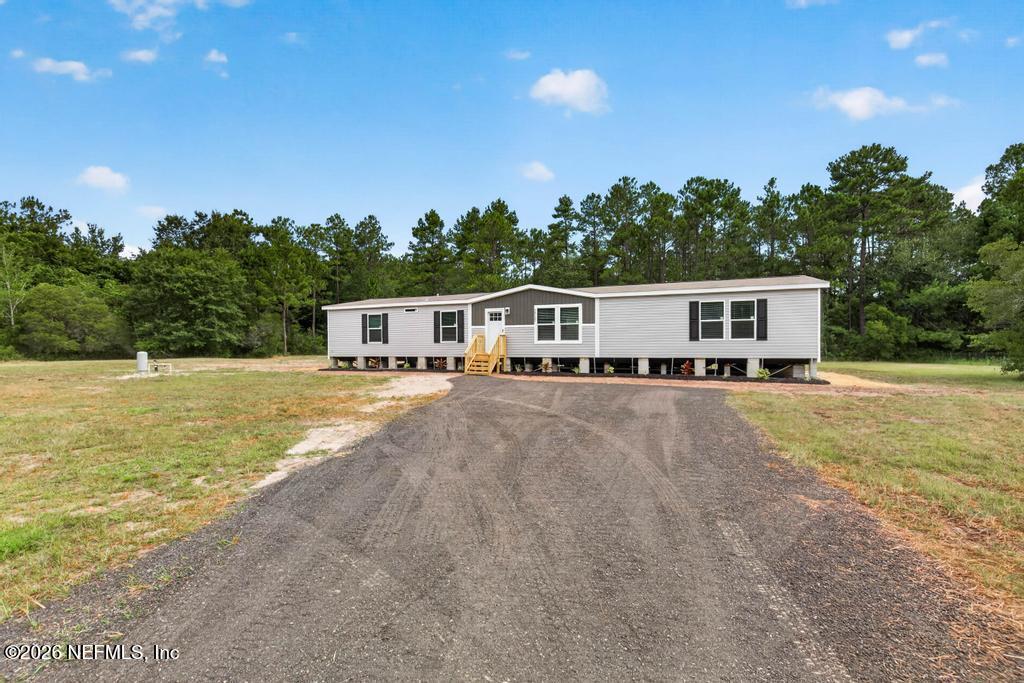 28122 Trinity Lane Hilliard, FL 32046 - Photo 5 of 65 28122 Trinity Ln-69