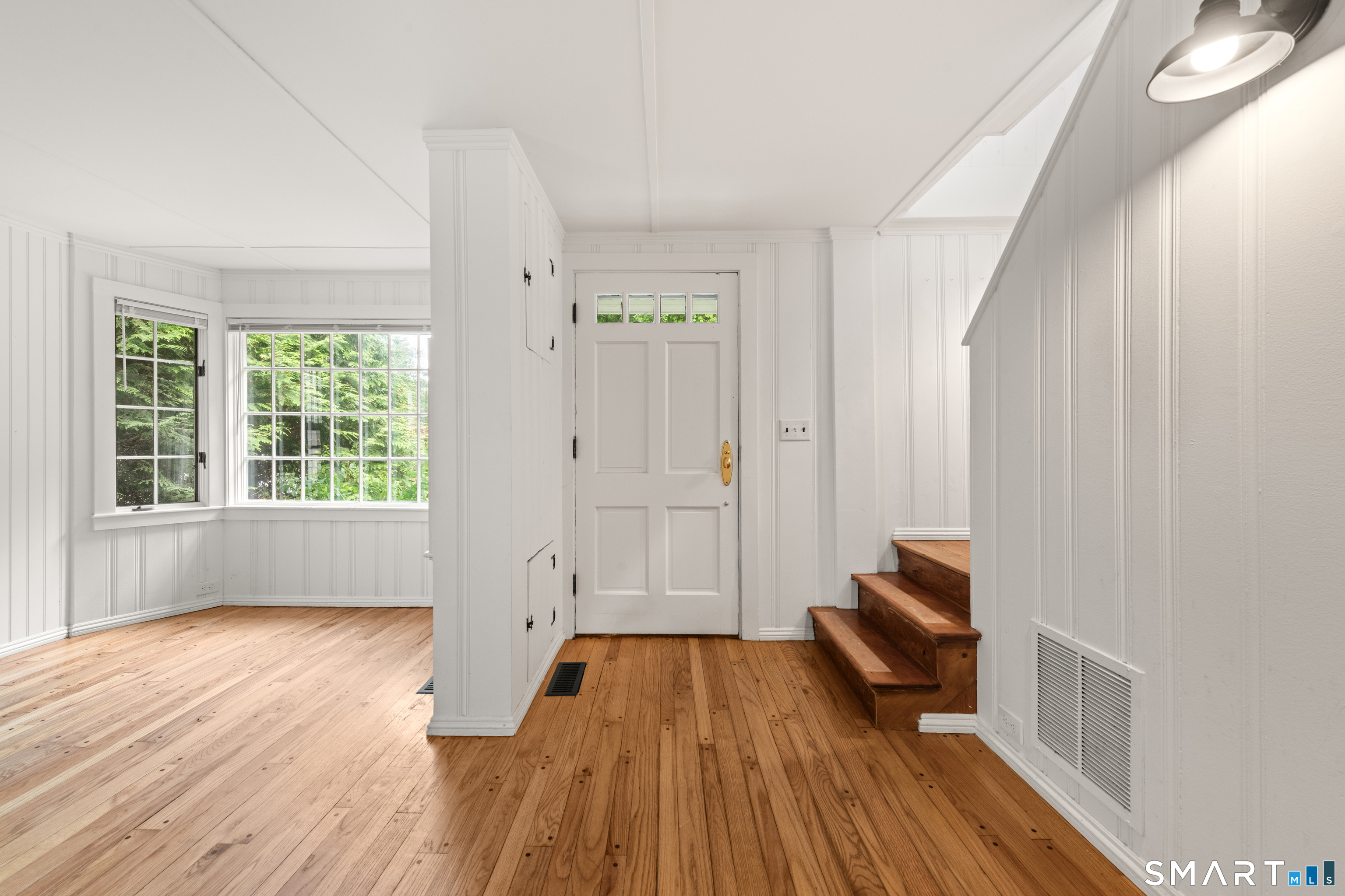 527 Danbury Road Southington, CT 06489 - Photo 12 of 32