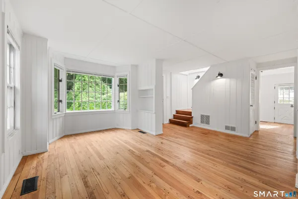 $3,125 | 527 Danbury Road, Southington, CT 06489