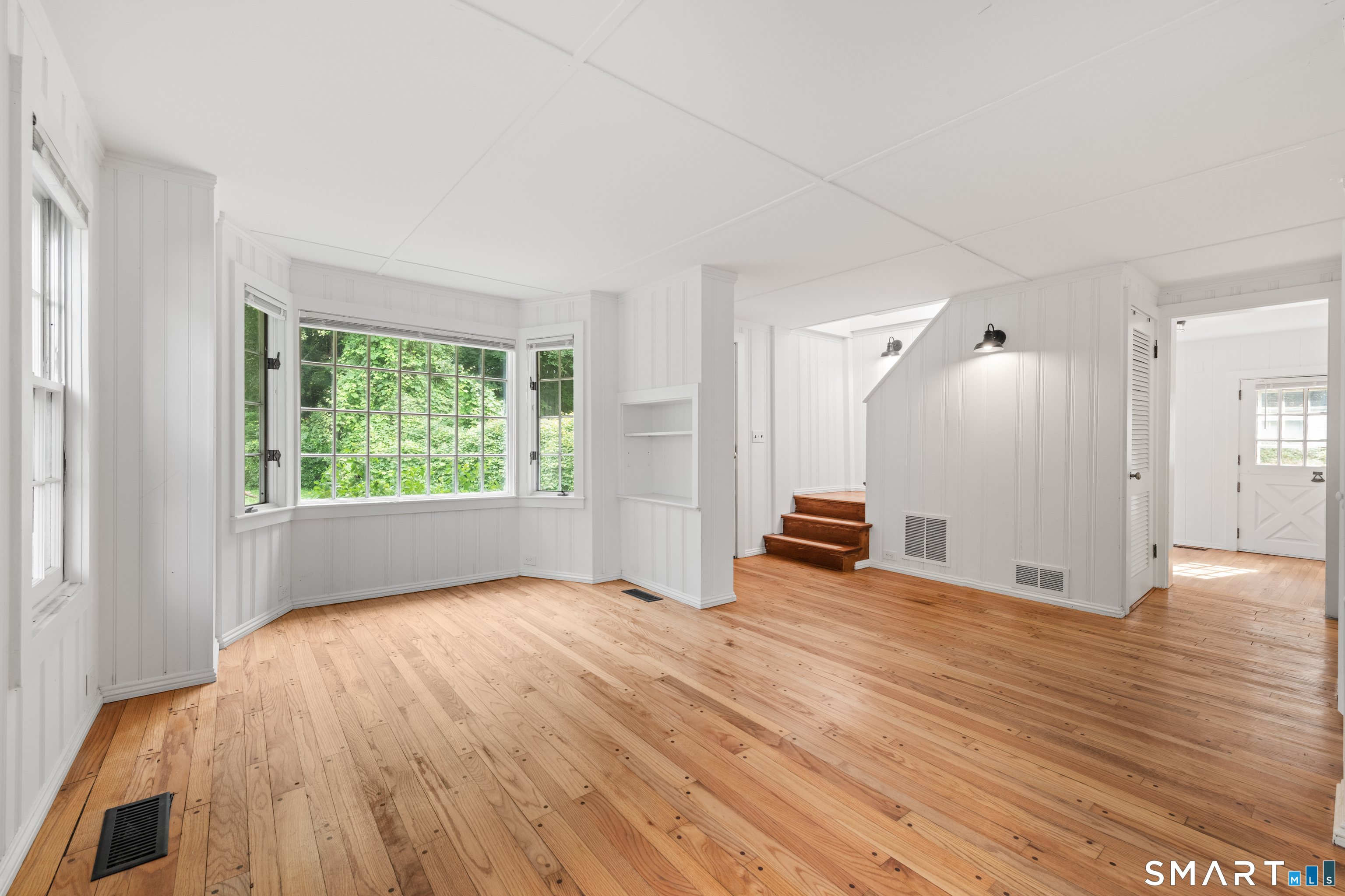 527 Danbury Road Southington, CT 06489 - Photo 16 of 32