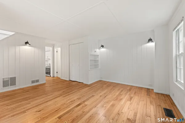 $3,125 | 527 Danbury Road, Southington, CT 06489