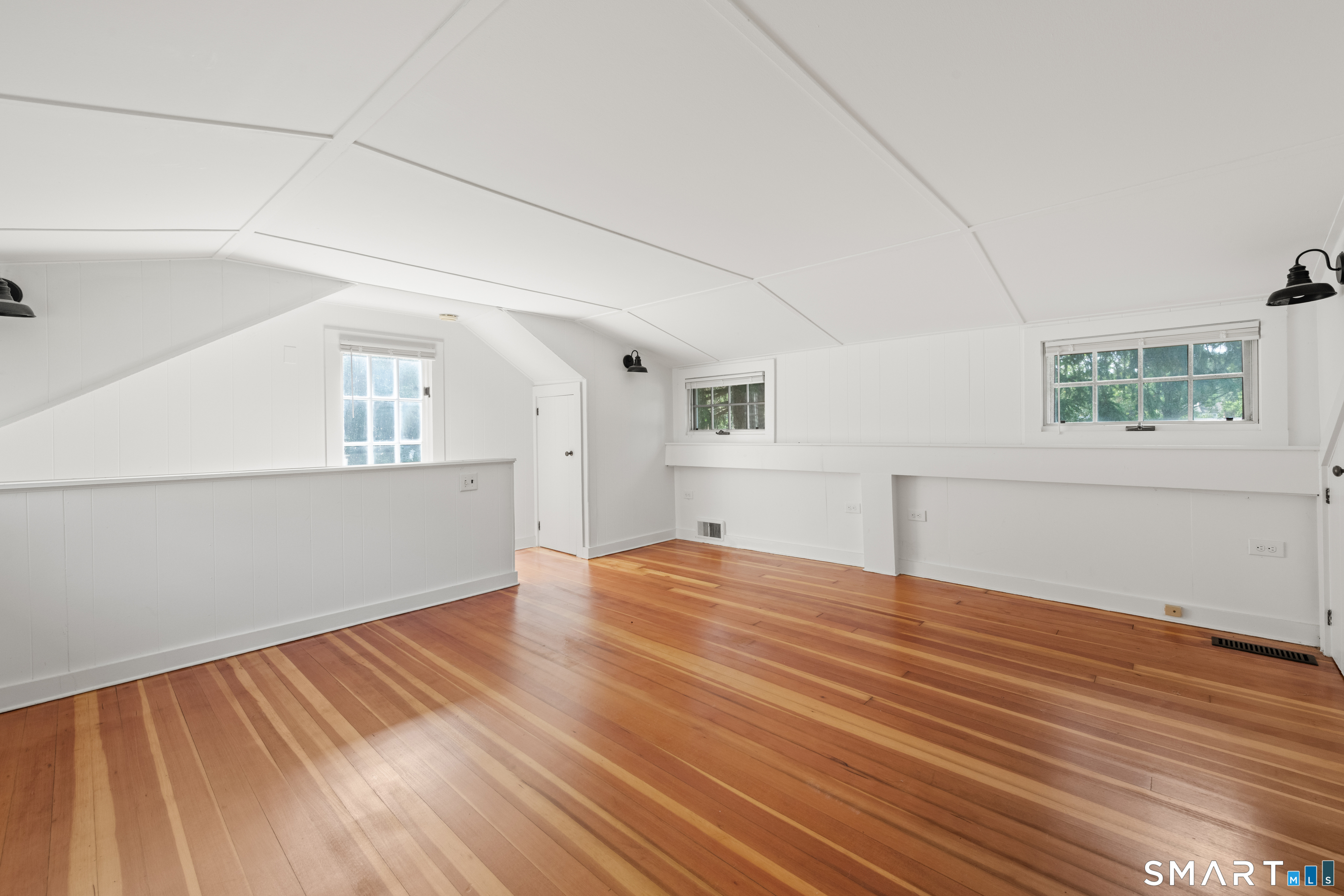 527 Danbury Road Southington, CT 06489 - Photo 29 of 32