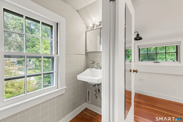 $3,125 | 527 Danbury Road, Southington, CT 06489