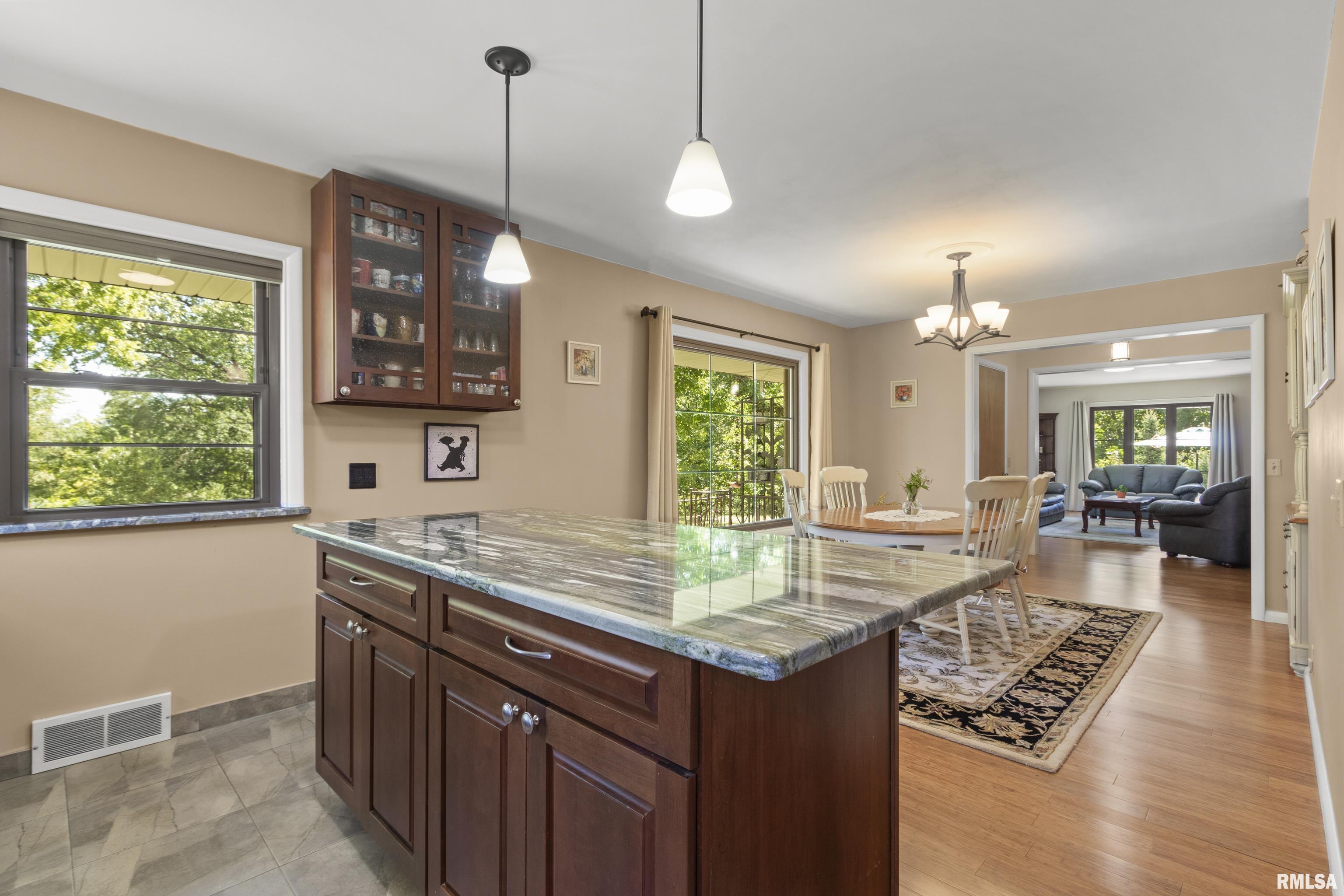 9310 North Frye Road Peoria, IL 61615 - Photo 20 of 46