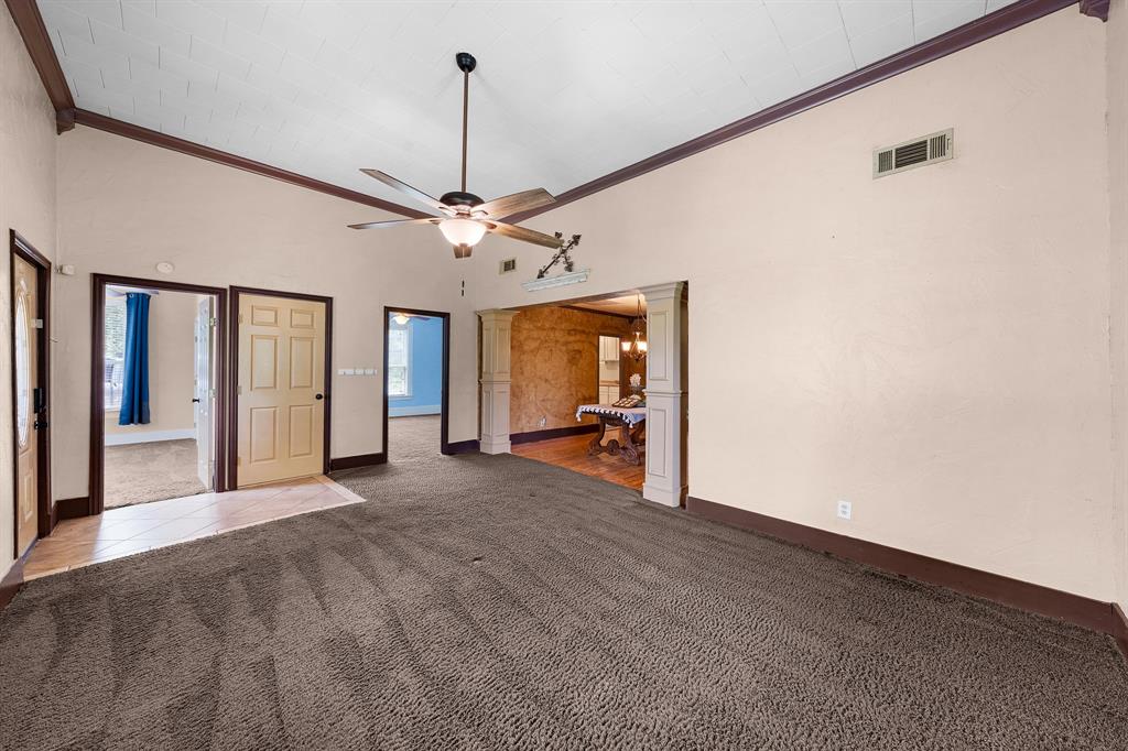 1301 Locust Street Commerce, TX 75428 - Photo 8 of 28