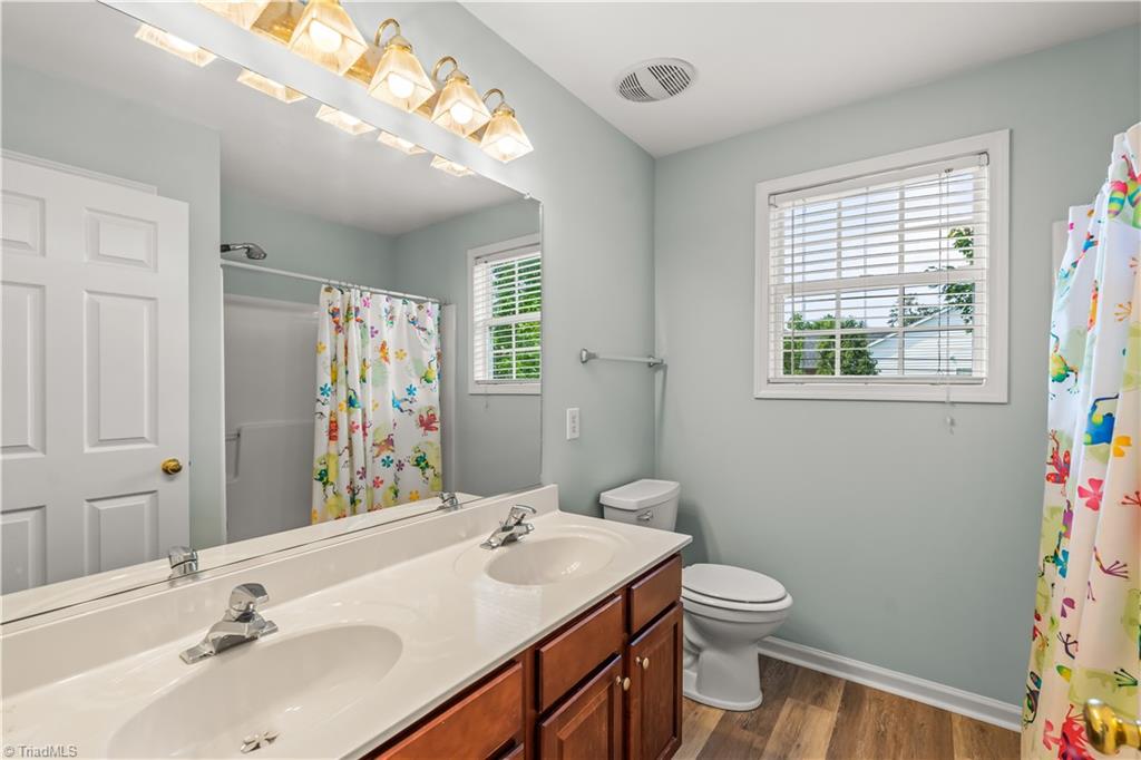 3744 Deerfield Street High Point, NC 27265 - Photo 34 of 43