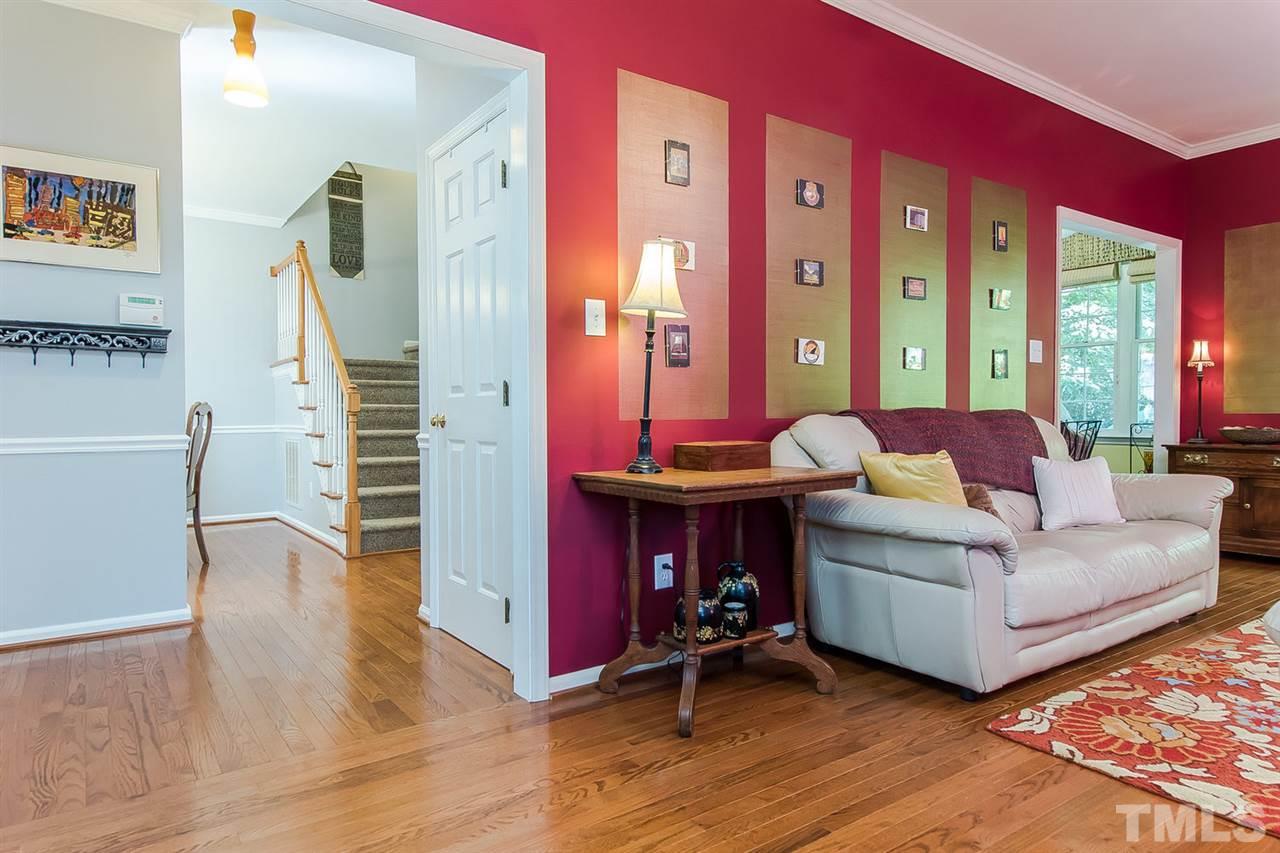 5104 Knightsbridge Way Raleigh, NC 27604 - Photo 3 of 25 Plenty of room for friends to gather