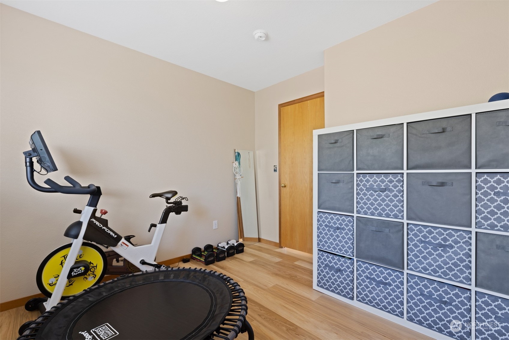 1308 Roma Road Bellingham, WA 98226 - Photo 27 of 39 a bathroom with a sink and a mirror
