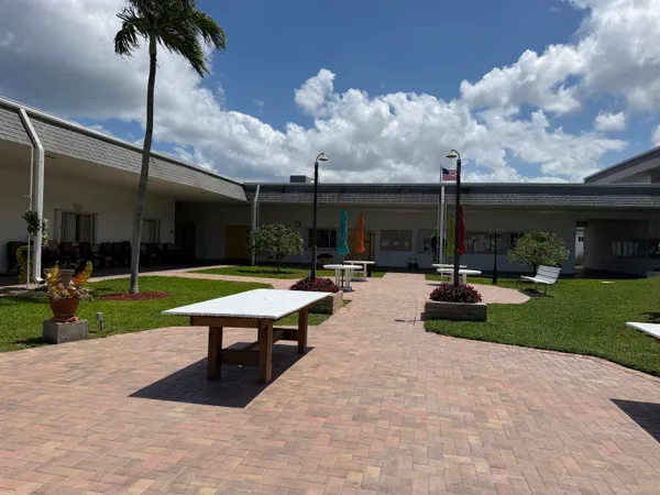 $1,500 | 3322 Cynthia Lane, Unit 207, Lake Worth Beach, FL 33461