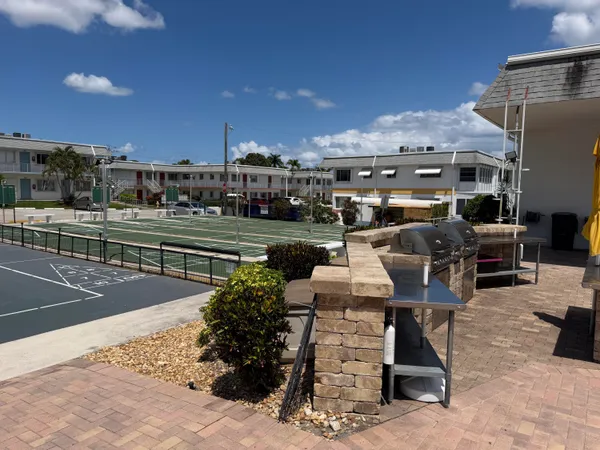 $1,500 | 3322 Cynthia Lane, Unit 207, Lake Worth Beach, FL 33461