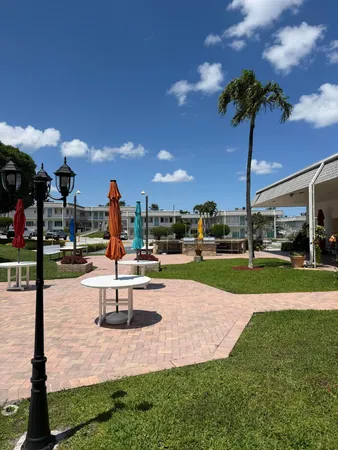 $1,500 | 3322 Cynthia Lane, Unit 207, Lake Worth Beach, FL 33461