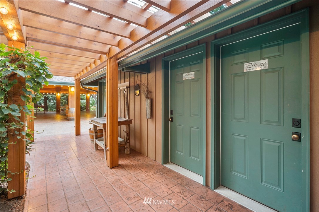 698 West Pole Road Ferndale, WA 98248 - Photo 11 of 40