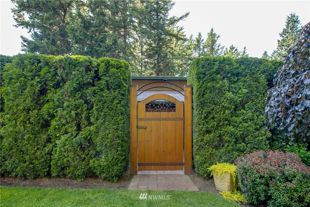 698 West Pole Road Ferndale, WA 98248 - Photo 4 of 40 a view of outdoor space and yard