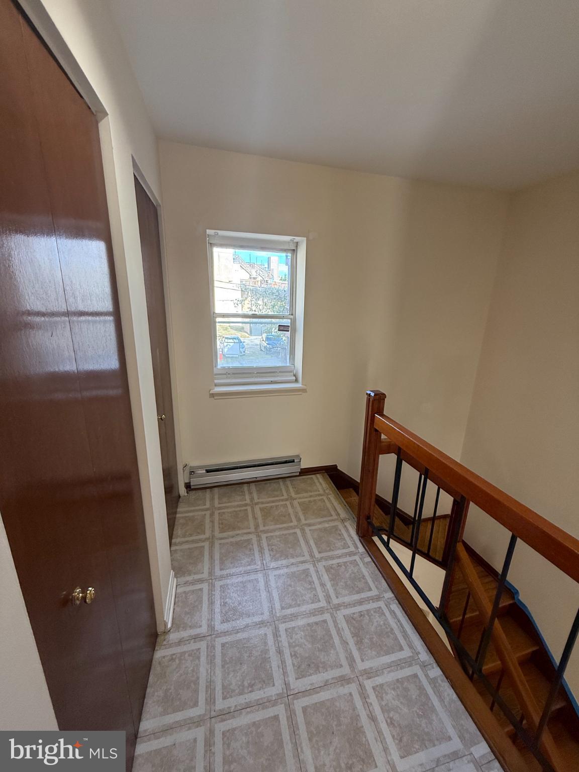 48 West West Street Baltimore, MD 21230 - Photo 6 of 10 a view of a hallway