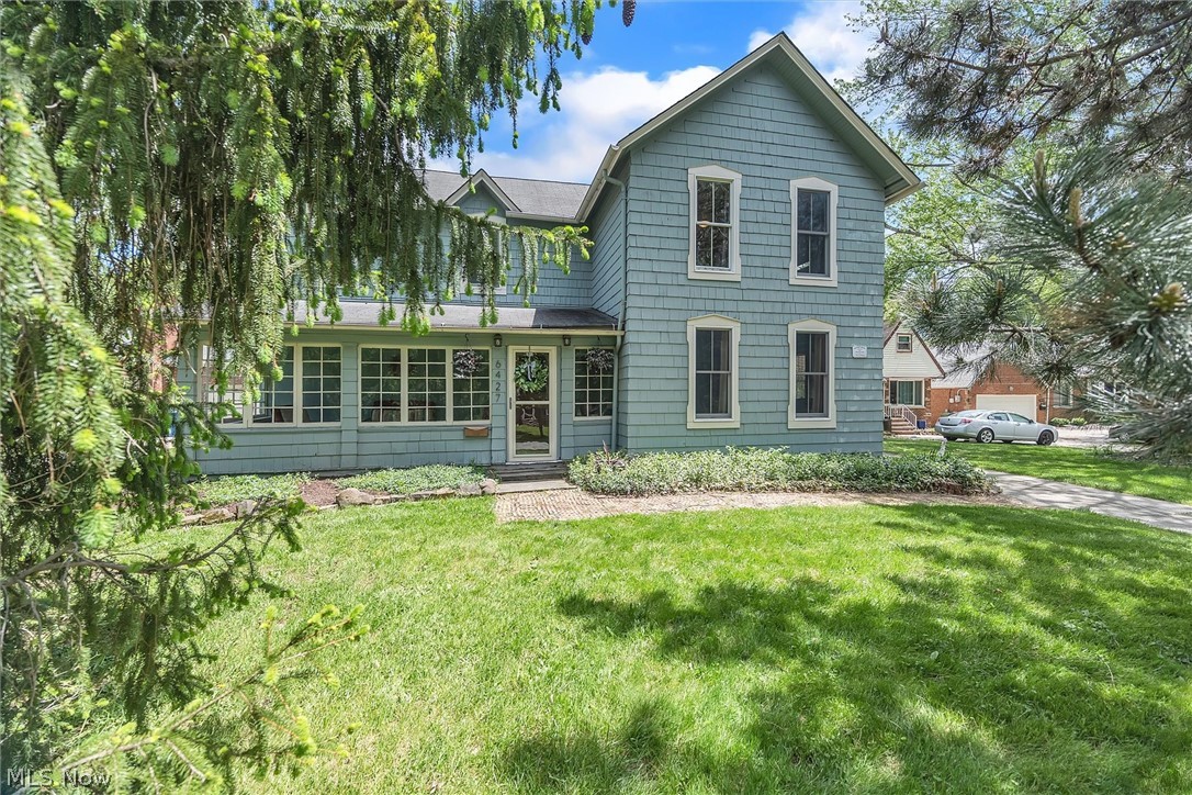6427 Olde York Road Cleveland, OH 44130 - Photo 1 of 34 Gallery Image 1