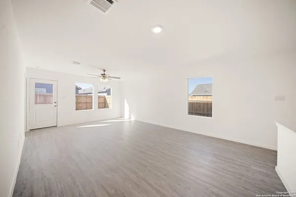 $1,495 | 2436 Lost Creek Road, New Braunfels, TX 78130