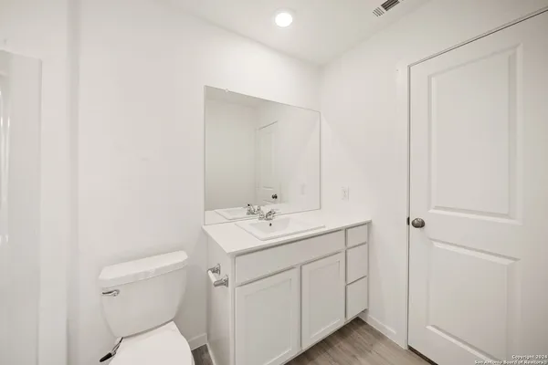 $1,495 | 2436 Lost Creek Road, New Braunfels, TX 78130