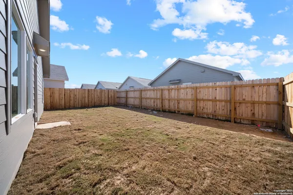 $1,495 | 2436 Lost Creek Road, New Braunfels, TX 78130