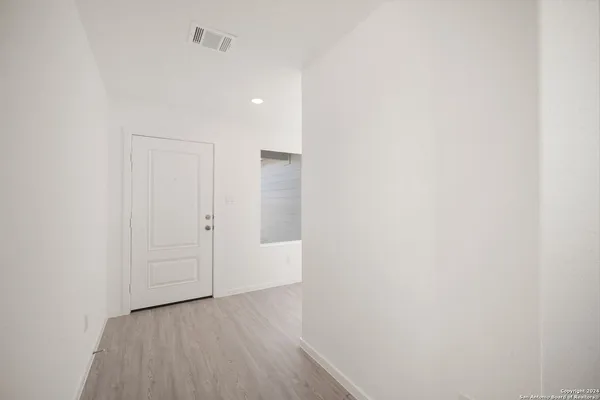 $1,495 | 2436 Lost Creek Road, New Braunfels, TX 78130