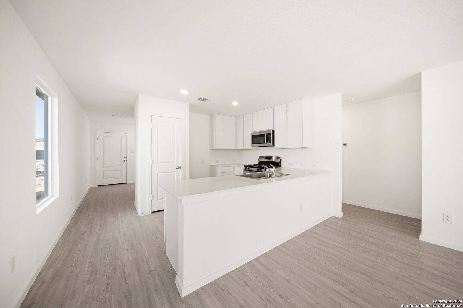 2436 Lost Creek Road New Braunfels, TX 78130 - Photo 7 of 25