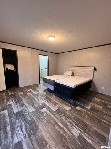 $164,900 | 860 North Lick Creek Road, Buncombe, IL 62912