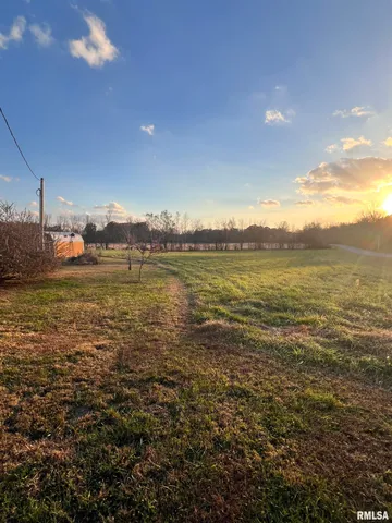 $164,900 | 860 North Lick Creek Road, Buncombe, IL 62912