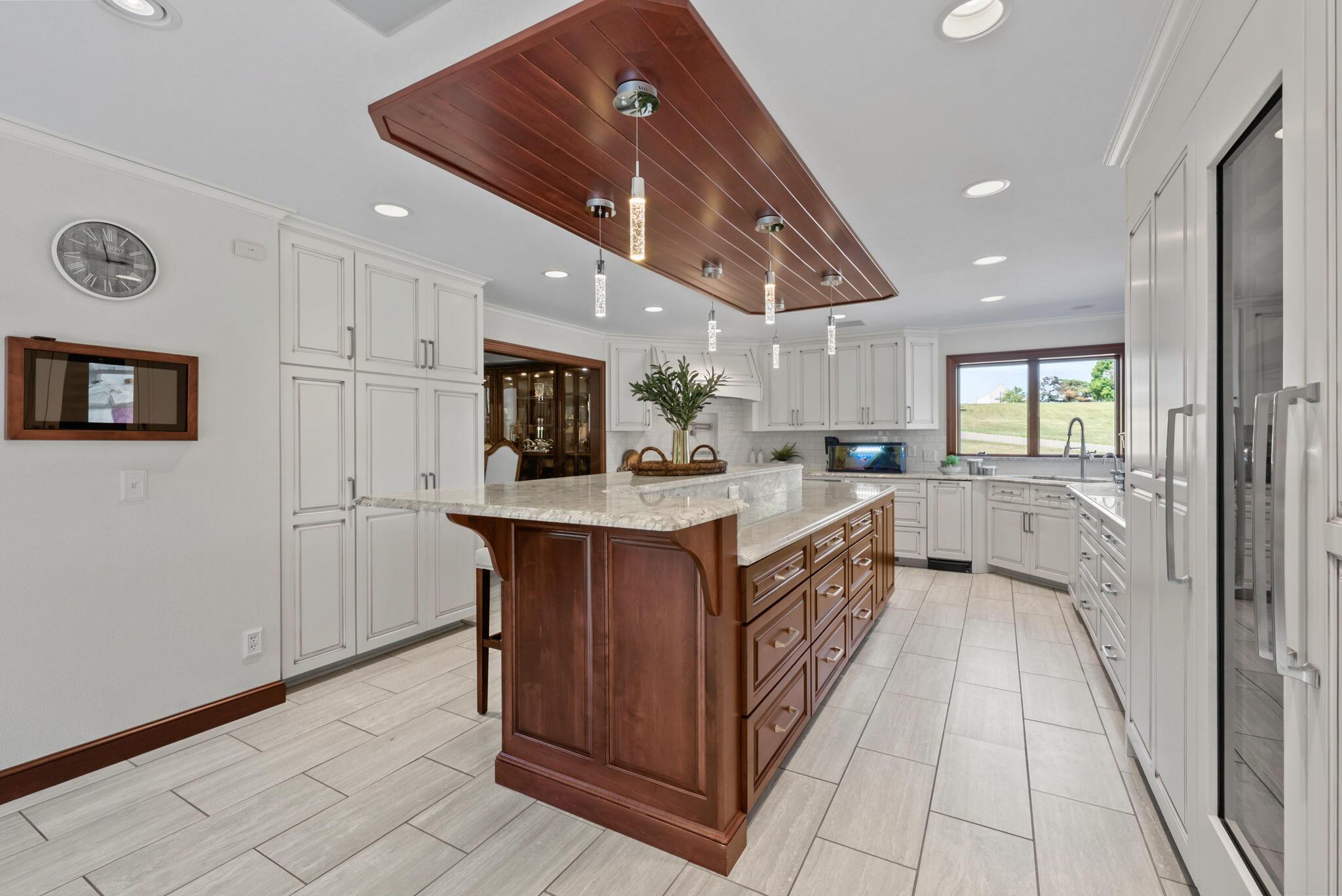 17980 Gambier Road Mount Vernon, OH 43050 - Photo 15 of 123 Kitchen