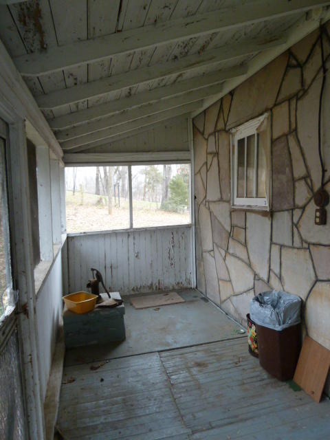 8113 Bell Campground Road Powell, TN 37849 - Photo 8 of 10 Bell Campground, 8113 P1130875 (8)