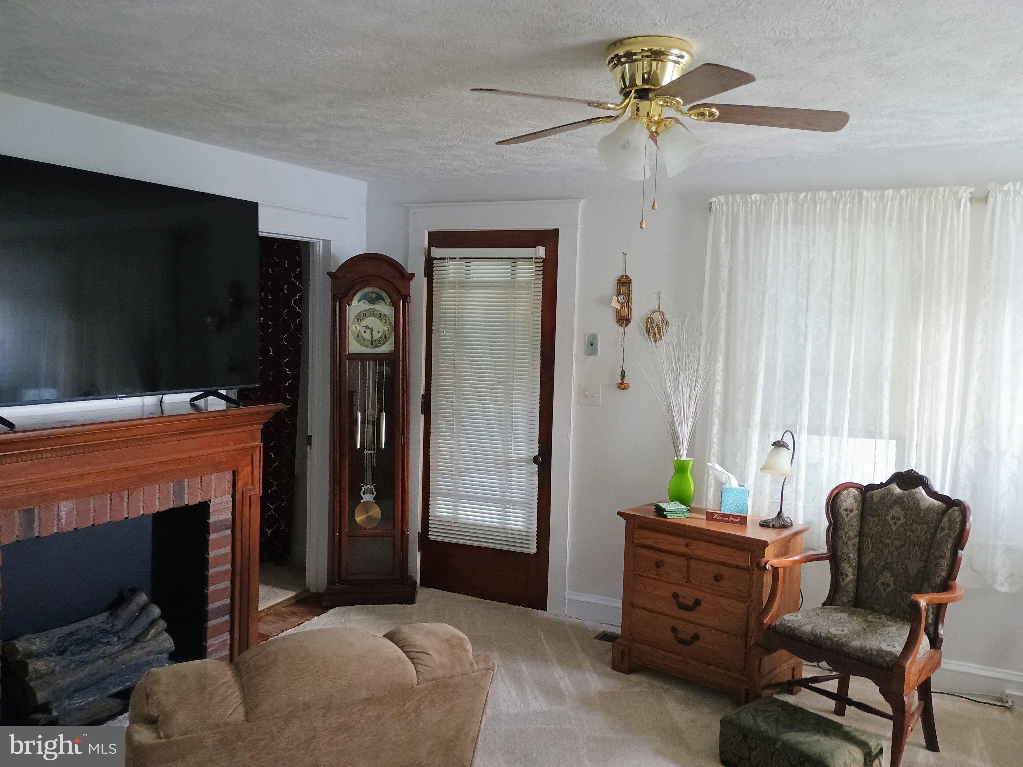 21 Painter Road Franklin, WV 26807 - Photo 14 of 30 Gallery Image 14