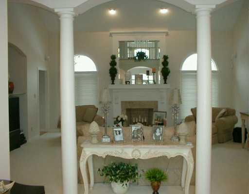 125 Pebble Court McKees Rocks, PA 15136 - Photo 2 of 8 Gallery Image 2