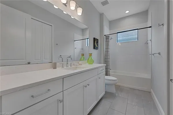 $3,950 | 4007 Pegasus Way, Naples, FL 34120