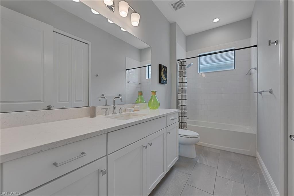 4007 Pegasus Way Naples, FL 34120 - Photo 20 of 27 Guest Bath