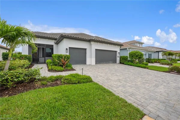 $3,950 | 4007 Pegasus Way, Naples, FL 34120
