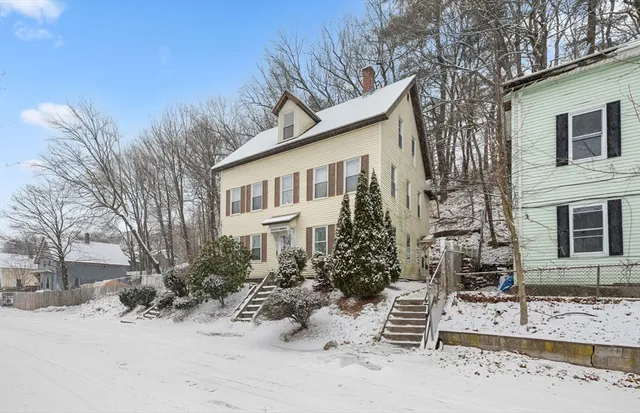 $2,500 | 20 Temple Street, Unit 1, Fitchburg, MA 01420