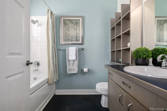 $2,200 | 277 North Broadway, Unit 204, Denver, CO 80203