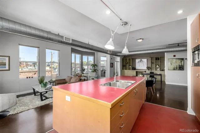 $2,200 | 277 North Broadway, Unit 204, Denver, CO 80203