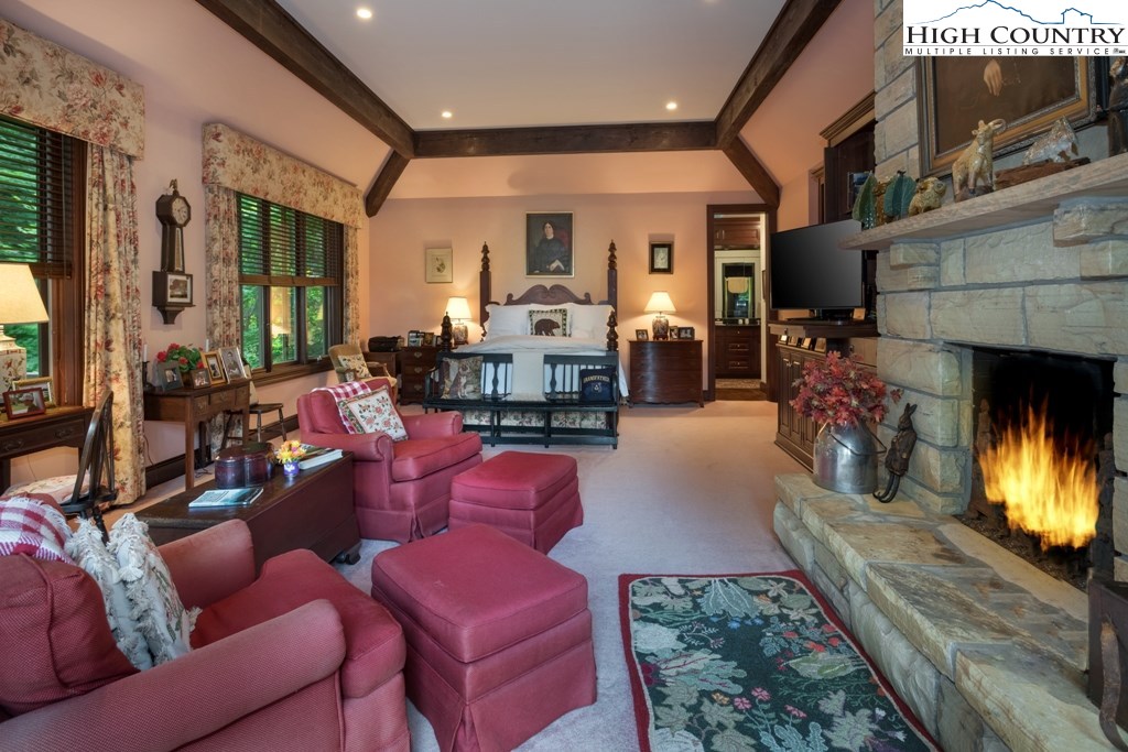 310 Boulder Ridge Road Linville, NC 28646 - Photo 13 of 29 Gallery Image 13
