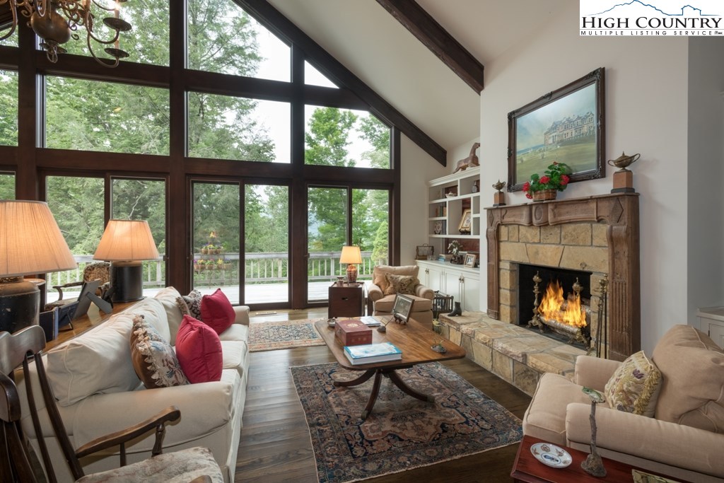 310 Boulder Ridge Road Linville, NC 28646 - Photo 5 of 29 Gallery Image 5