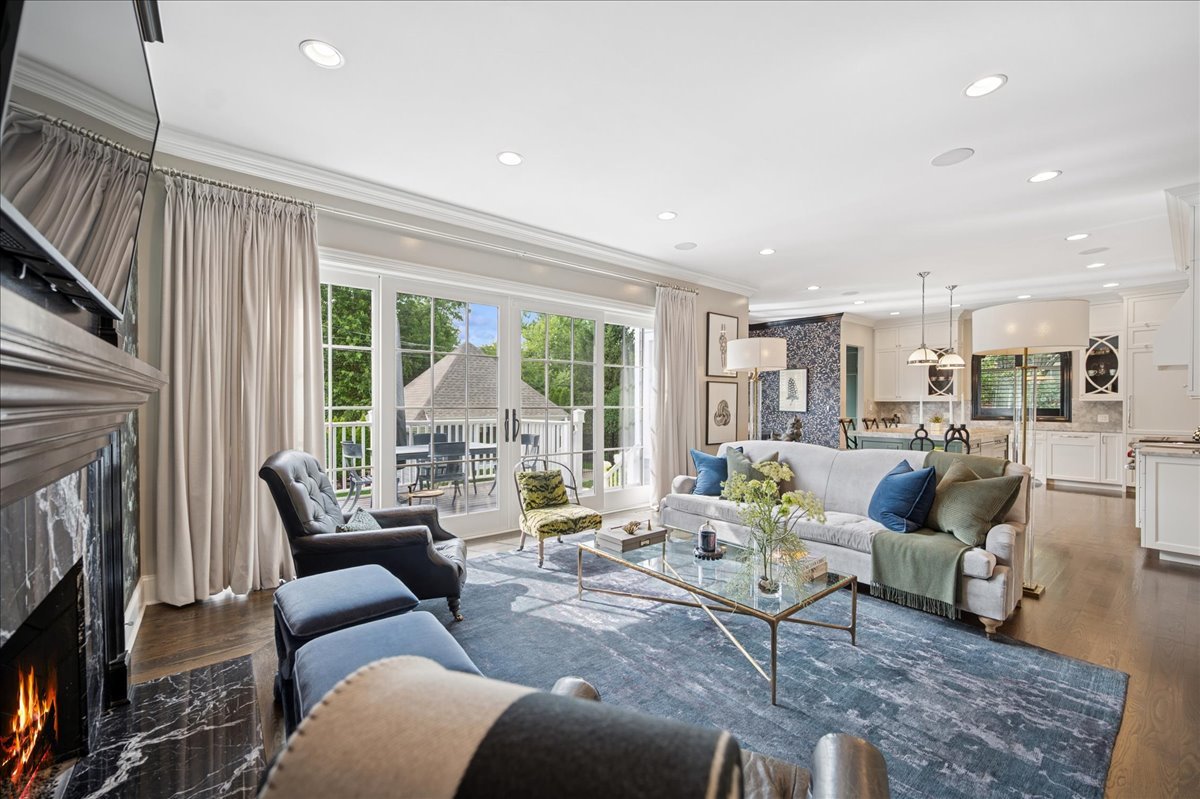 119 Sheridan Road Wilmette, IL 60091 - Photo 11 of 46